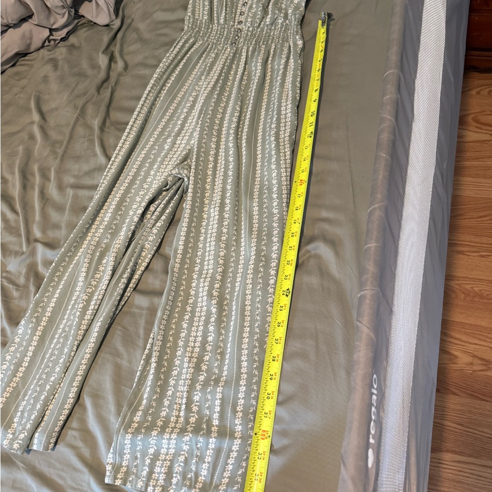 Japna Sage Green Patterned Sleeveless jumpsuit - Picture 8 of 9